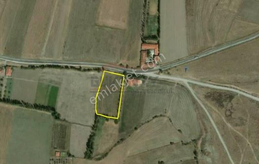 Güvenay – Çorum Merkez Şeker Fabrikası Arkası 5 Dönüm Satılık Tarla