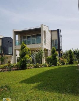 Next Block Gayrimenkul'den Full Manzaralı Geniş Oturuma Hazır Villa