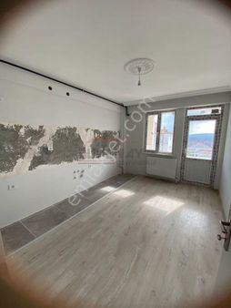 Güvenay - Çorum Bahçelievler Bahar Caddesinde 3+1 Satılık Daire