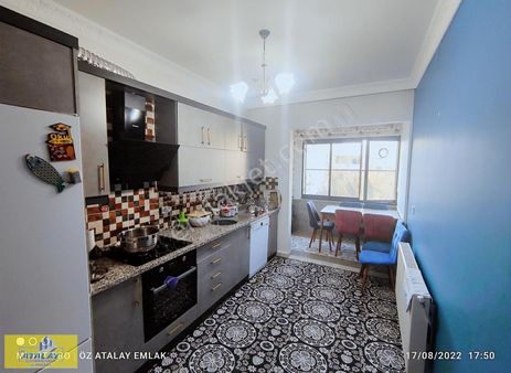 Öz Atalay Gayrimenkulden 3 Katlı İskanlı Ruhsatlı Müstakil Bina