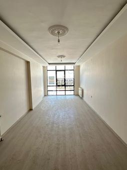 Cumhuriyet Caddesinde Satılık 3+1 Ofis!