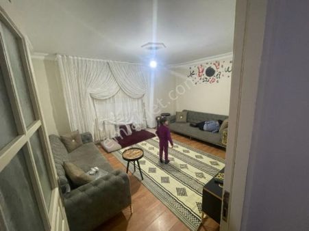 Esenyurt Merkez.mah Arif Cad. De 2+1 Kombili Krediye Uygun 100m2 Satılık Daire