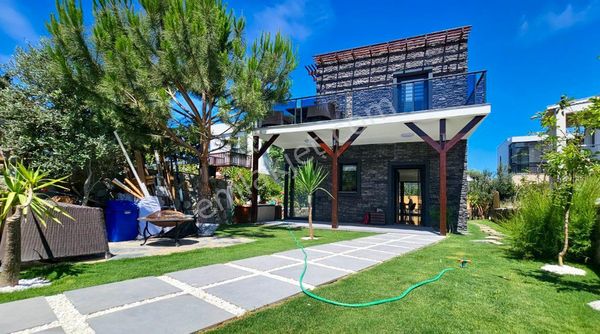 Bodrum Gümüşlük Merkez Özel Havuzlu Bahçeli Müstakil Villa