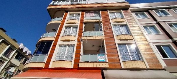 Takaslı Sancaktepe Satılık 3+1 1.kat 137m² Asansörlü Krediye Uygun