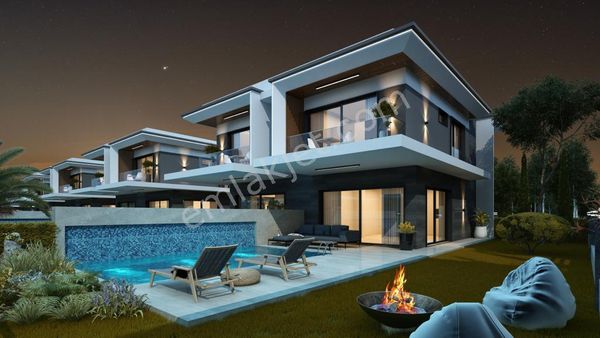 Kuşadası'nda Özel Havuzlu 3+1 Villalar