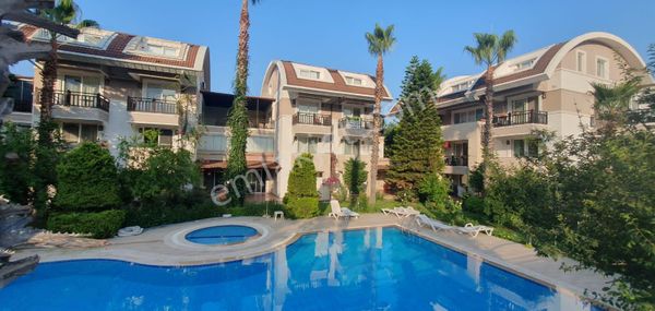 Antalya Kemer Yeni Mahallesinde Havuzlu Site İcersinde Satılık 2+1 Ters Dublex Daire