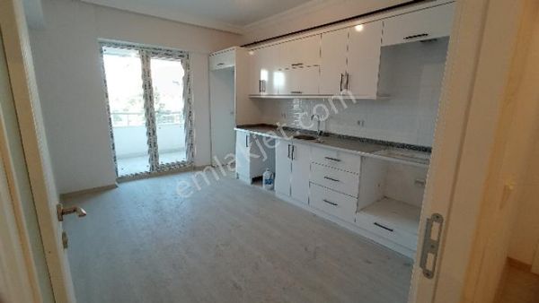 Tokat Erbaa Mevlana Mh Sıfır Satılık 4+1-155 M2 1.kat Ön Cephe Daire