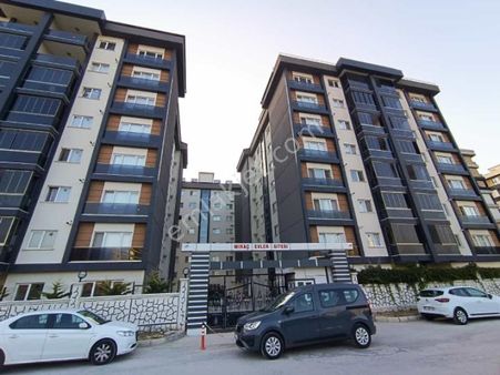 Tekirdağ Çerkezköy’de Güvenlikli Site İçinde 145 M2 Satılık Daire