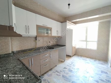 Babacandan Yenişehir'de Doğalgazlı-bakımlı 3+1 Satılık Ara Kat Daire