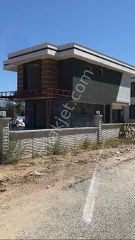 Kusadası Guzelcamlı Davutlar Mevkı Yenı Proje 4+1 Havuzlu Genıs Kullanımlı Luks Vılla