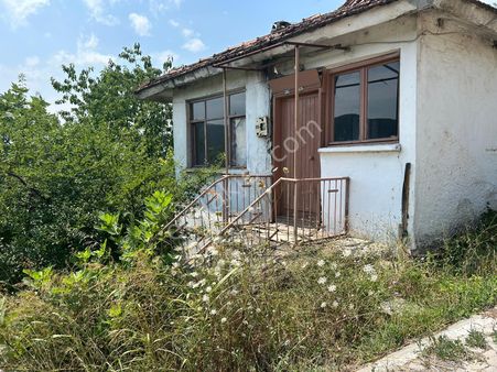 Kocaeli Karamürsel Akçat'da 1123 M2 Satılık Müstakil Ev Ve Arsası