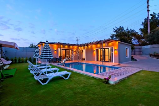 Fethiye Kiralık(günlük) Havuzlu 2+1(mera-11)