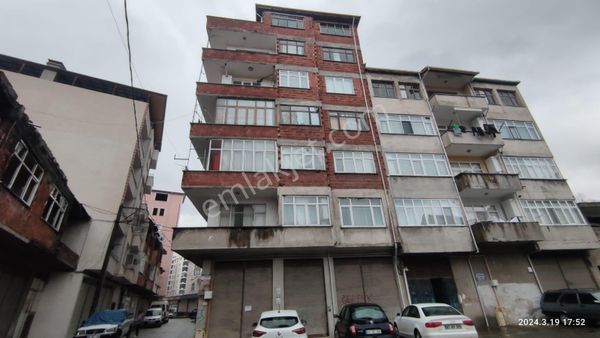 Sürmene Yemişli Mah.yatırımlık 3+1 Fırsat Daire