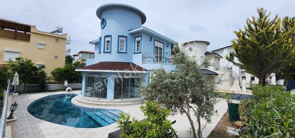 Antalya Belek'te 4+1 Müstakil Bahçeli Özel Havuzlu Satılık Villa