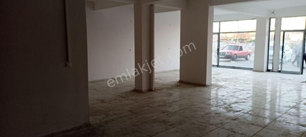 Batman Renas Emlak'tan Satılık 300 Metrekare Dükkan