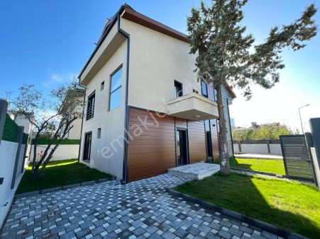 Çalış'ta Hayallerinizi Süsleyen Lüks Müstakil Villa