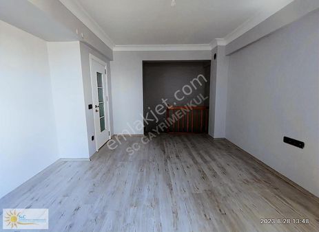 Fatih Haliç'e Yürüme Mesafesinde Balatın Yanında 2+1 Ters Dublex