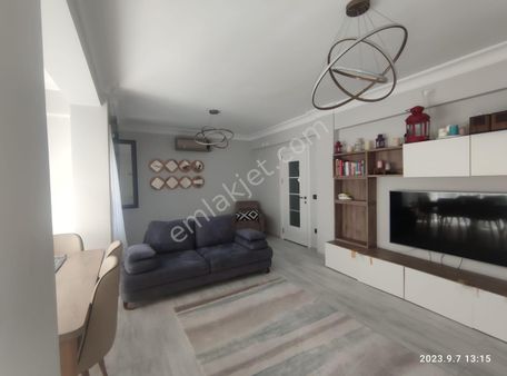 Fatih Fener'de Haliç Ve Balat'a Yürüme Mesafesinde 2+1 Daire