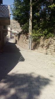 Hisar Emlaktan Yeşilyurtta Satılık Bahçeli Müstakil Ev