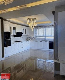 Pia Prestij "de Satlık Daireler 4+1 10,11,12 Sonkat 219m2