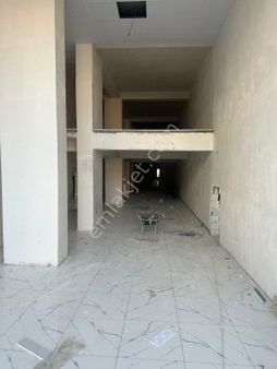 Alipaşa Mahallesi Suvaroğlu'nda Satılık Geniş Sıfır Dükkan