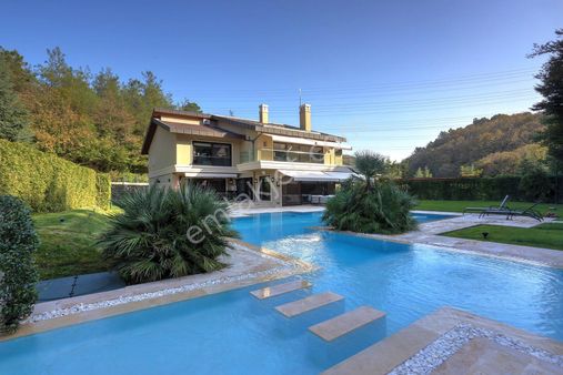 Saklı Koru Bahçeköy De Satılık 5+2 Lüks Müstakil Villa Saklıkoru