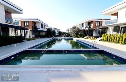 Terzioğlundan Gürede Denize Yakın Havuzlu Sitede Sıfır 3+1 Villa
