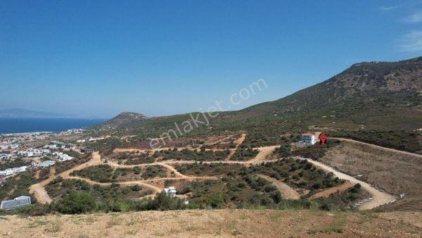 Yenifoçada Satılık İmarlı 363m2 Arsa