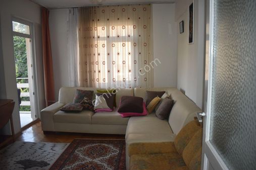 Büyükçekmece Atatürk Mah İçi Yapılı Temiz Merkezi Satılık 2+1 Daire