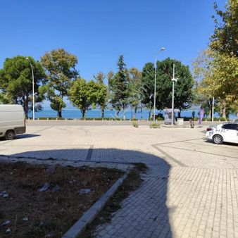 Bursa İznik İznik Gölü Yanında Turizm İçin Fırsat Arazi