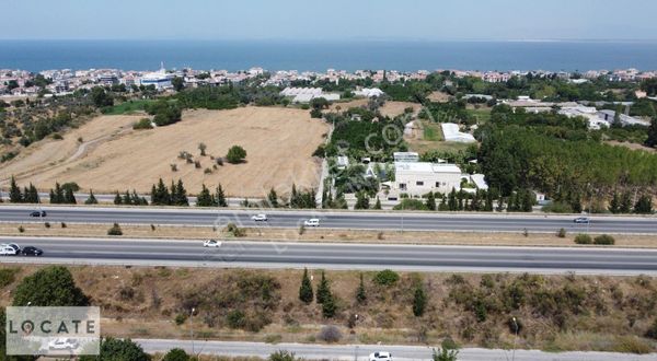 Güzelbahçe'de Yapılmakta Olan İzmir Ekonomi Üniversitesinin Yanında Satılık Mandalina Bahçesi
