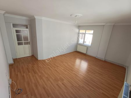 Samsun Atakum Mimarsinan Mahallesinde Mükemmel Konumda Dış Cepheli 3+1 Kiralık Daire