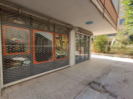 Babacandan Yenişehirde Caddeye Yakın Köşebaşı Satılık İşyeri