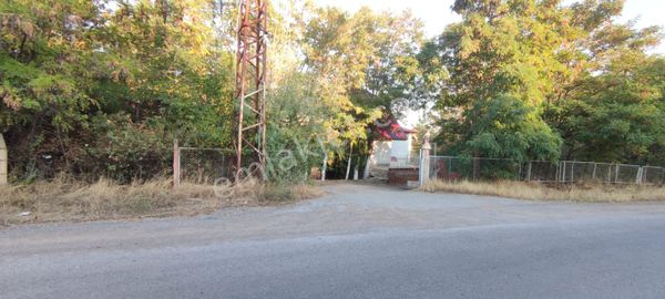 Damla Emlaktan Çayboyunda Ana Yola Cepheli Satılık Çiftlik