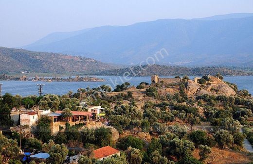 Milas Bafa'da Doğa Ve Göl Manzaralı 47855 M² Satılık Arazi