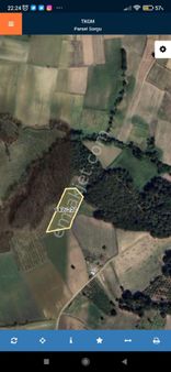 Köy İçine Yakın Elektrik Su Da Yakın Yatirimlik Arazı