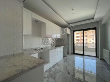 Güvenay - Çorum Dr. İlhan Gürel Cad. Kahvelen Civarı Sıfır 3+1 Daire