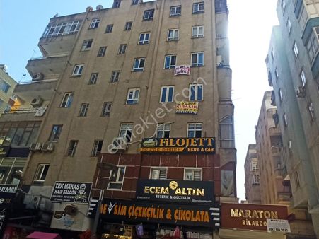 Bahçelievlerin Göbeğinde Hasarsız Daire