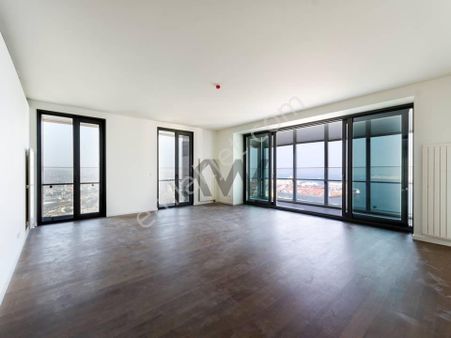 Ege Perla Kiralama Ofisi'nden Bayraklı'da Kiralık 3+1 Residence