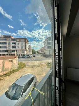 Uzunköprü Çevre Yolunda Satılık Doğalgazlı Ebeveyn Banyolu 3+1 Sıfır Lüx Daire