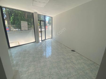 Acill Buca Hasanağa Bahçesi Yakını 3 Odalı 60m2 Dublex Wc'li Satılık Dükkan