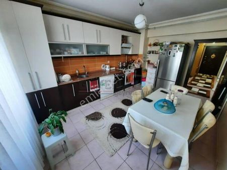 Güvenay - Çorum Binevler Yolu Garantievlerde Ara Kat Bakımlı 3+1