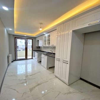 Yeni Metro Projesine Yakın 2.kat 2+1 Satılık Lüks Daire