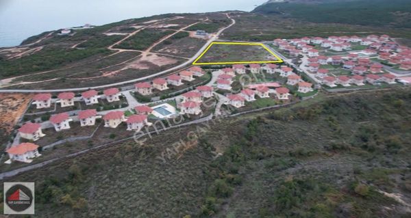 Riva'da Denize Yakın, Oturumun Olduğu Bölgede, Manzaralı Arsa