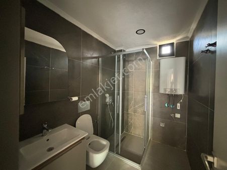 Kumköy'de Denize 800 M, 1+1 Havuzlu Site İçinde Lüx Daire