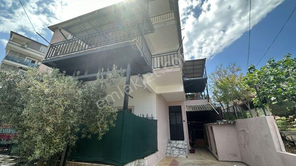 Gümüldür Merkezde İzmir Yoluna Yakın Satılık 2+1