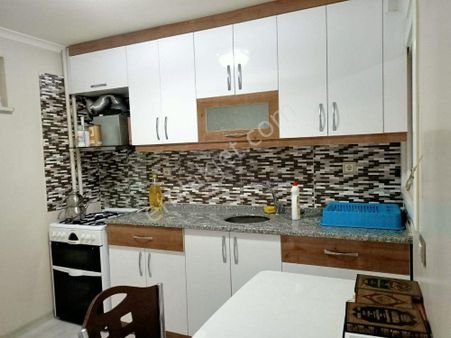 Güvenay - Çorum Gazi Caddesinde 3+1 Eşyalı Satılık Ofis