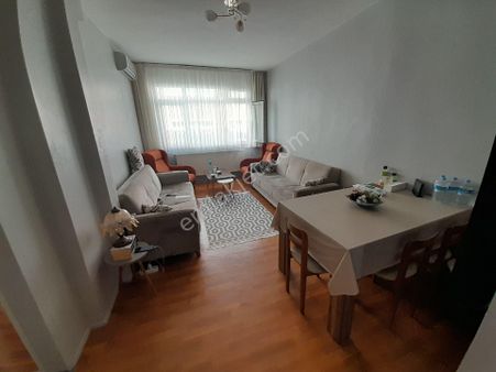 Kocamustafapaşa Sümbülefendi 2+1 Yapilı Temız Kat 2 Satılık Daire
