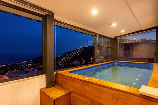 Kaş Kalkanda Muhteşem Manzaralı Apart