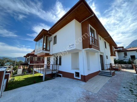 Akyaka Nın En Güzel Yerinde Satılık Ters Dubleks Daire